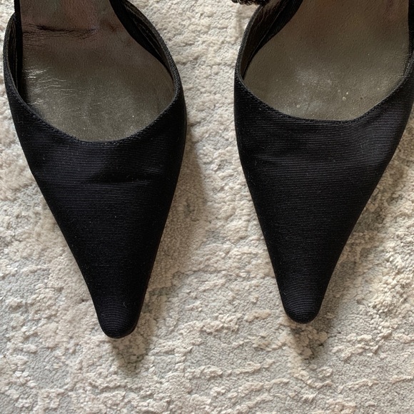 Vera Wang Heels - Picture 3 of 8